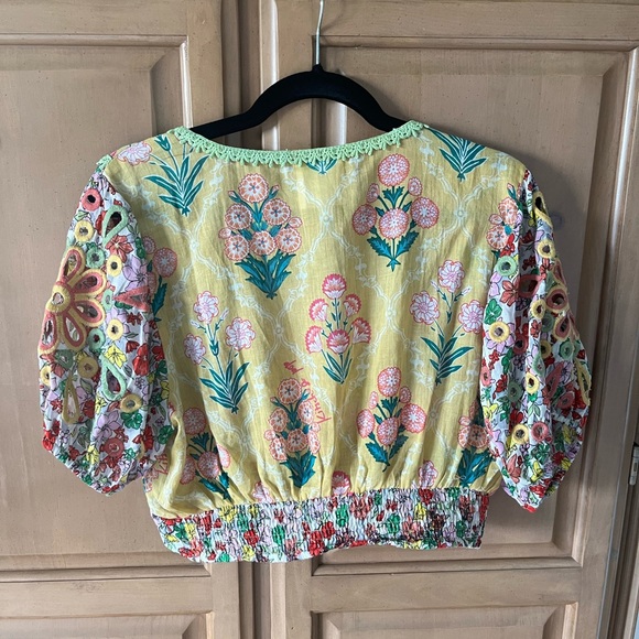 Kitsch & Pop Cropped top blouse - Picture 3 of 8